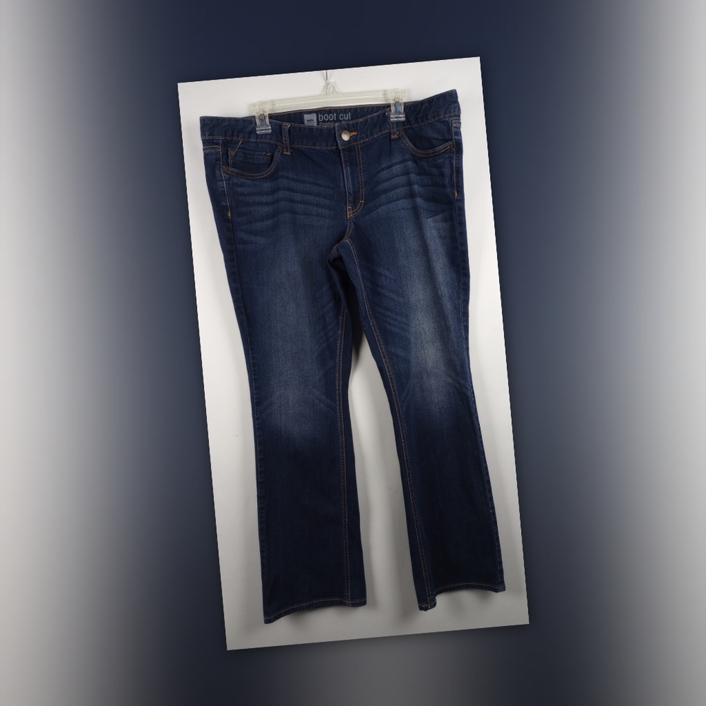 Mossimo Curvy Bootcut Premium Denim Jeans Size 18R